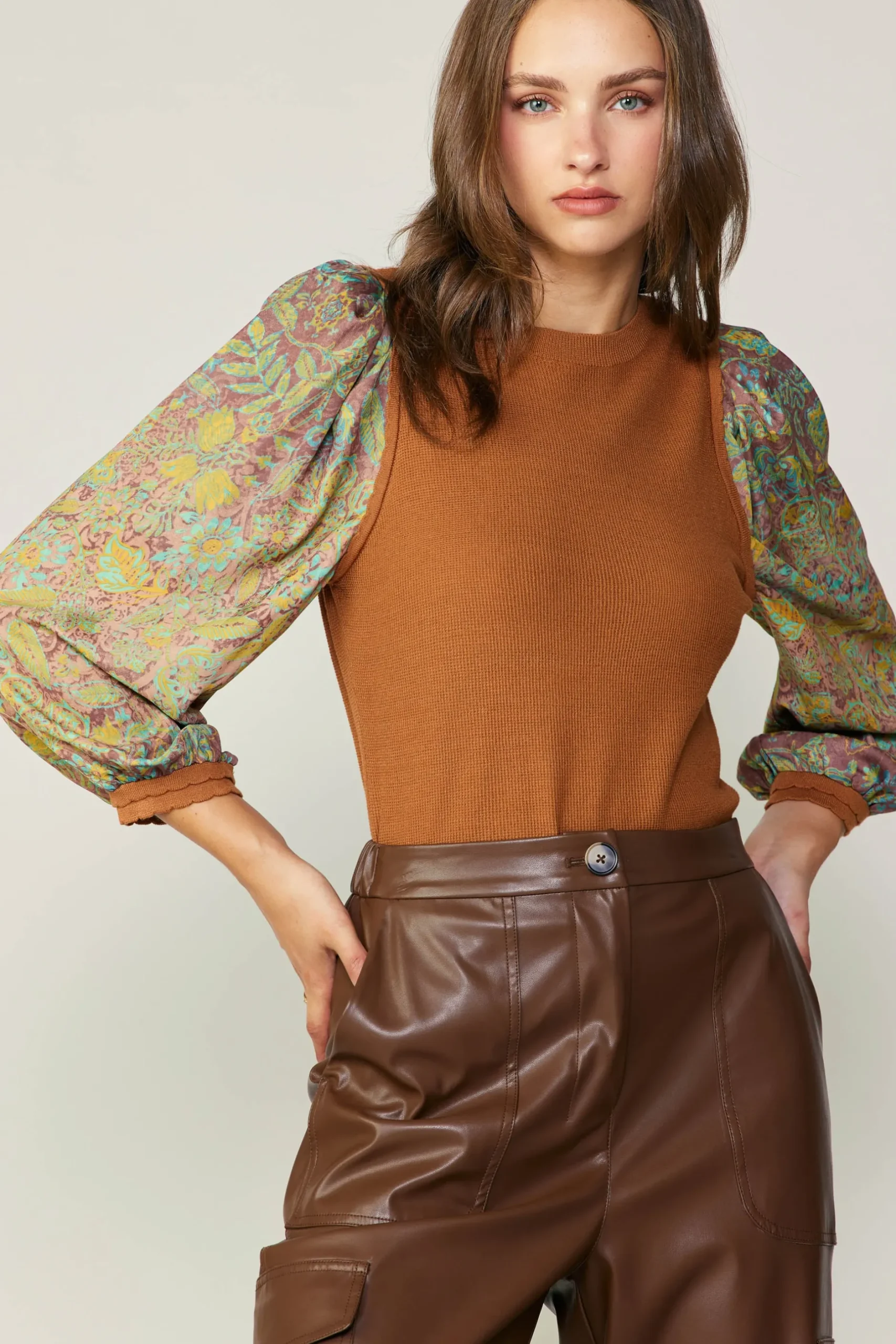 Sweaters-Current Air Contrast Sleeve Sweater Top CAMELGREEN