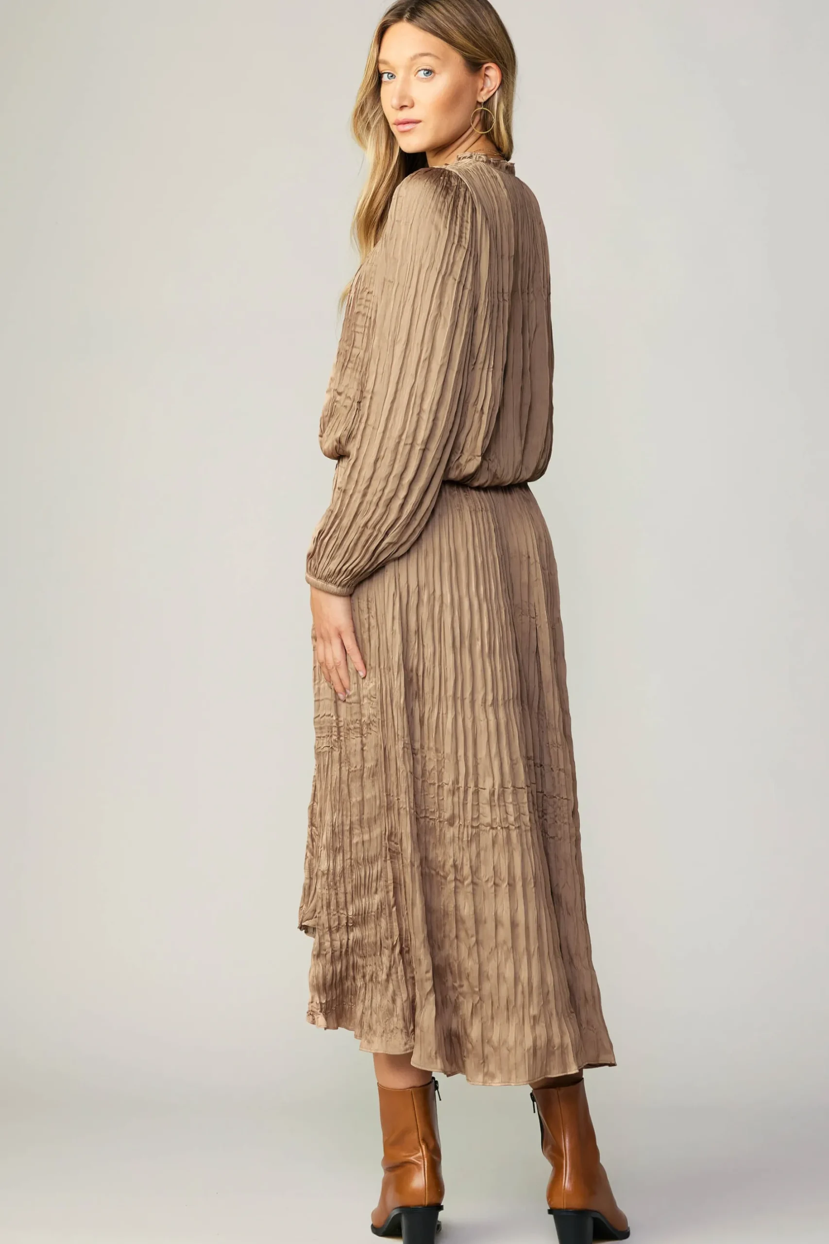 Long Sleeve Tops-Current Air Crinkle Plisse Blouse LATTE