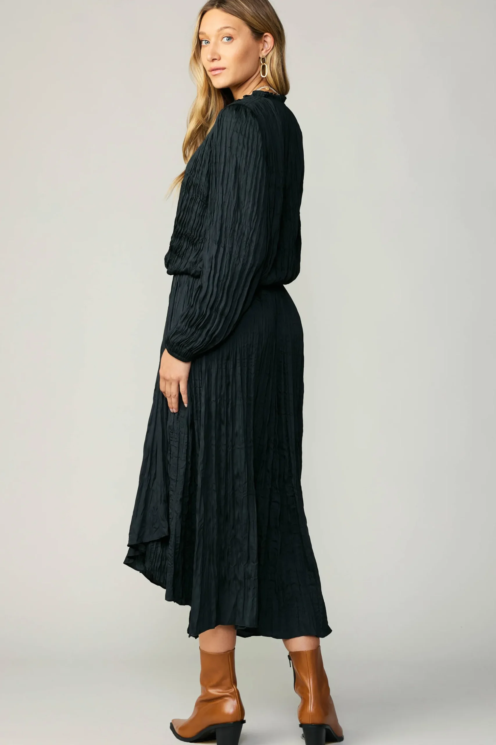 Skirts-Current Air Crinkle Plisse Midi Skirt BLACK