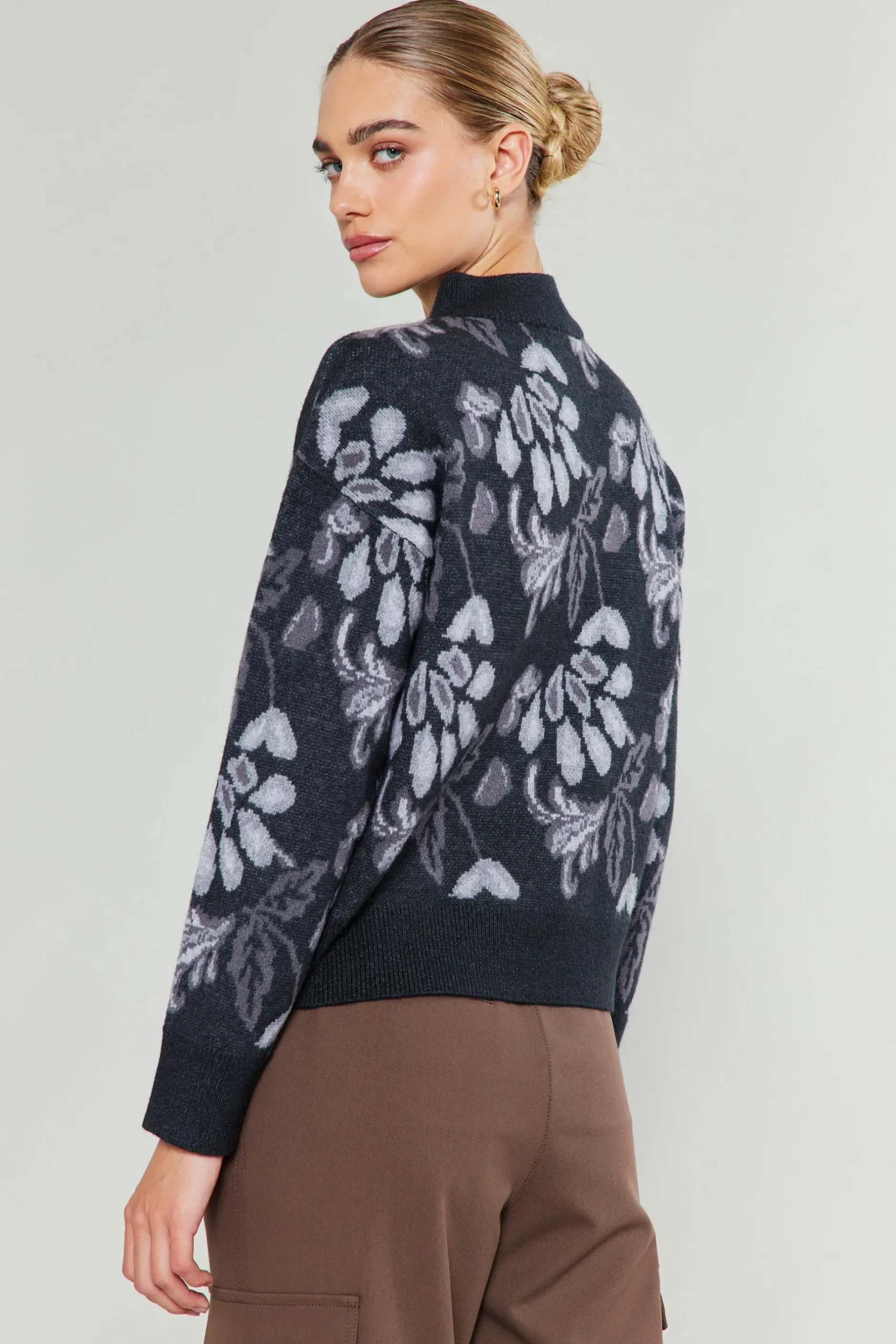 Knitwear|Sweaters-Current Air Floral Jacquard Sweater BLACKMLT