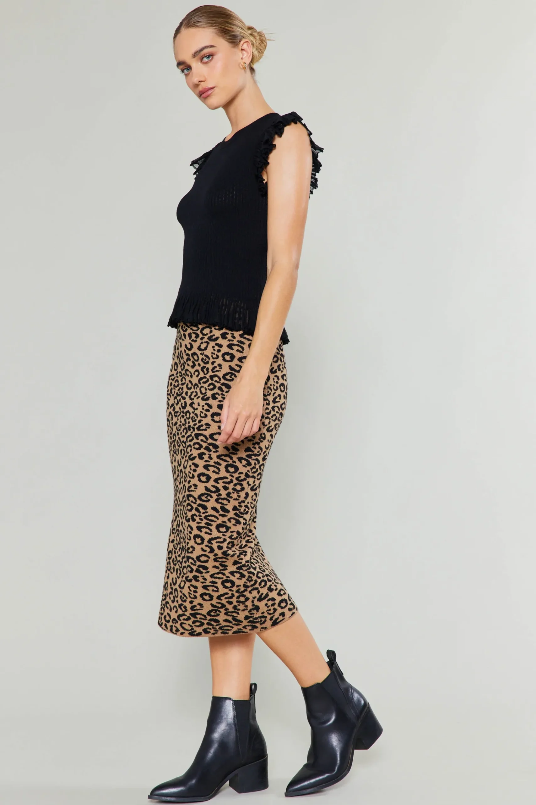 Knitwear|Sweaters-Current Air Flutter Sleeve Sweater Top BLACK