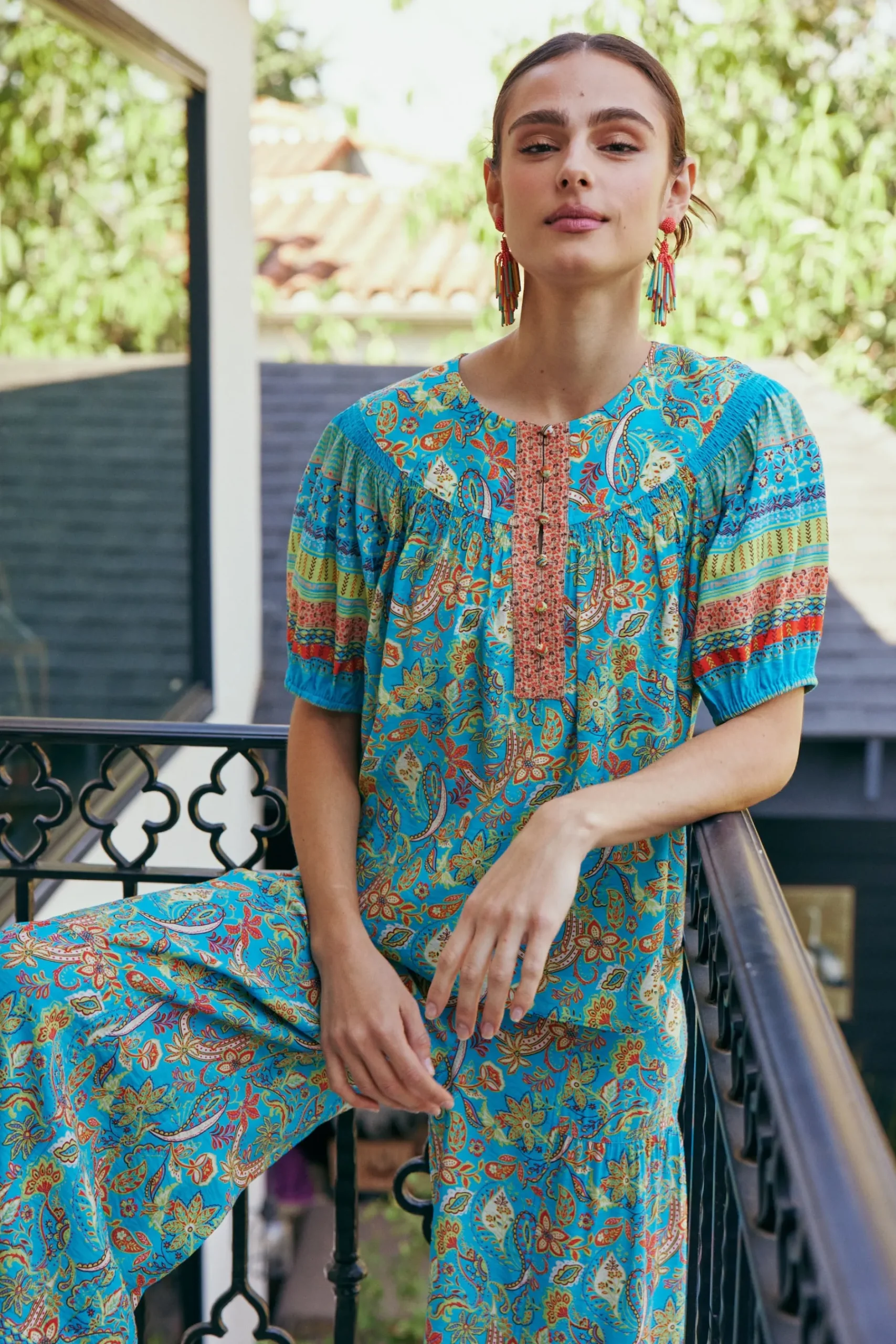 Short Sleeve Tops-Current Air Paisley Border Print Top BLUEORANGE