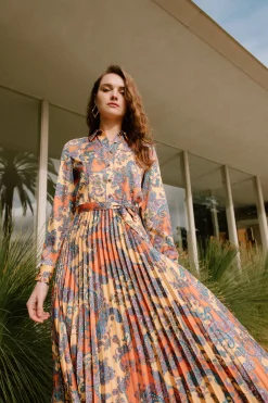 Maxi Dresses-Current Air Paisley Pleated Maxi Dress ORANGEPAISLEY