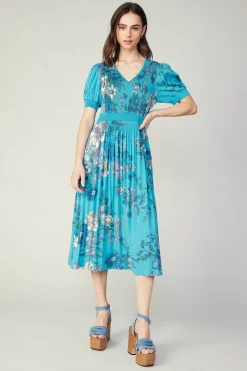 Midi Dresses-Current Air Pleated Botanical Midi Dress TURQUOISE